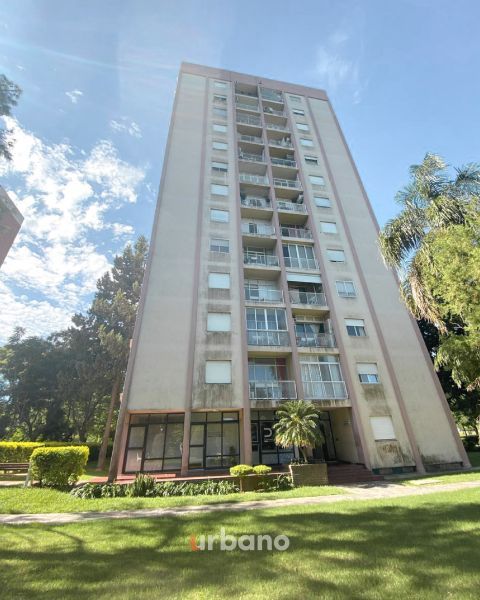 Urbano - Frente edificio 