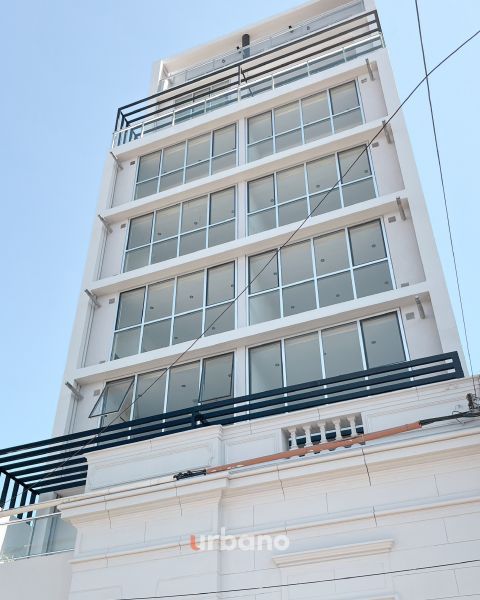Urbano - Frente edificio